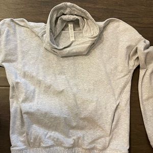 LULUlemon hoodie size 4